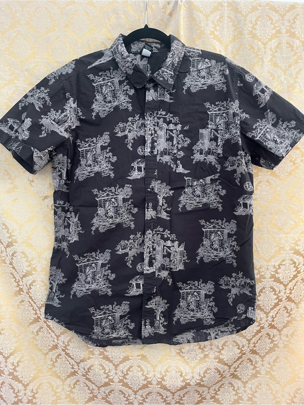 Disney Haunted Mansion Toile Short-Sleeve Button-Down Shirt